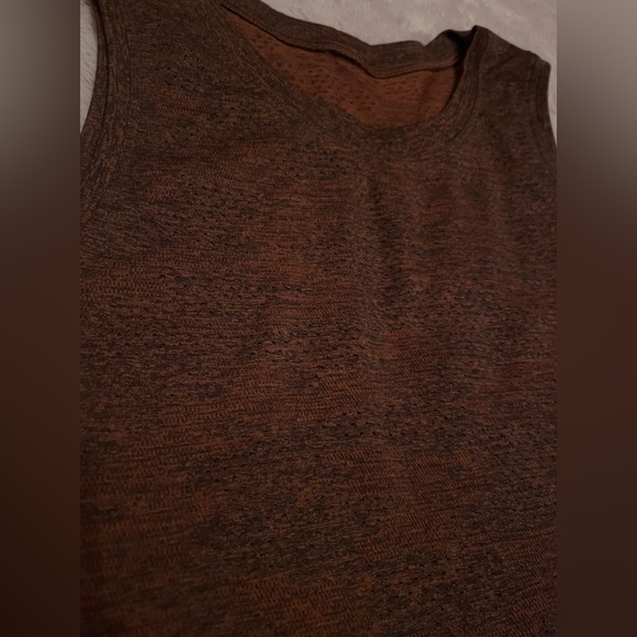 Lululemon tank crop top - Picture 5 of 7